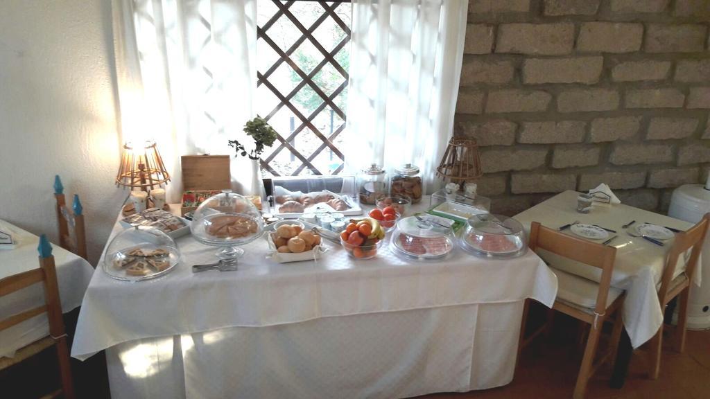 Bed & Breakfast Yin & Yang San Pantaleo Exterior photo